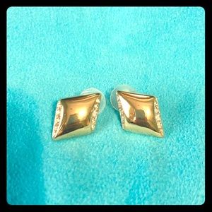 Nicer than the pic Earrings🤩